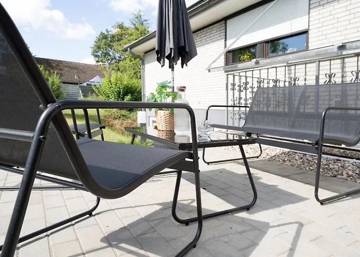 Kleines Kuestennest * Schashagen